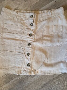 Purple & More Button-Front Linen Blend Skort in Light Beige size PM
